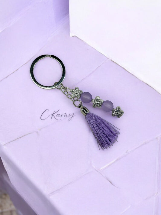 Porte clé personnalisé pompon fin violet clair violet clair mat