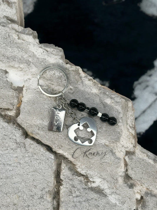 Porte clé personnalisé puzzle coeur noir