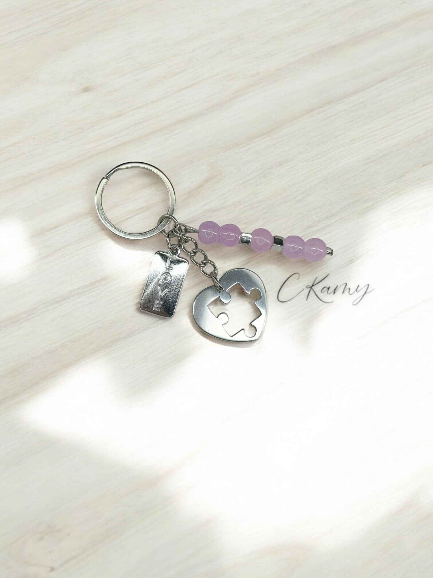 Porte clé personnalisé puzzle coeur violet