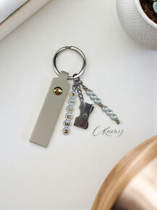 Porte clé personnalisé taille crayons