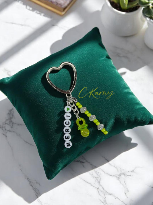 Porte clé personnalisé tétine vert
